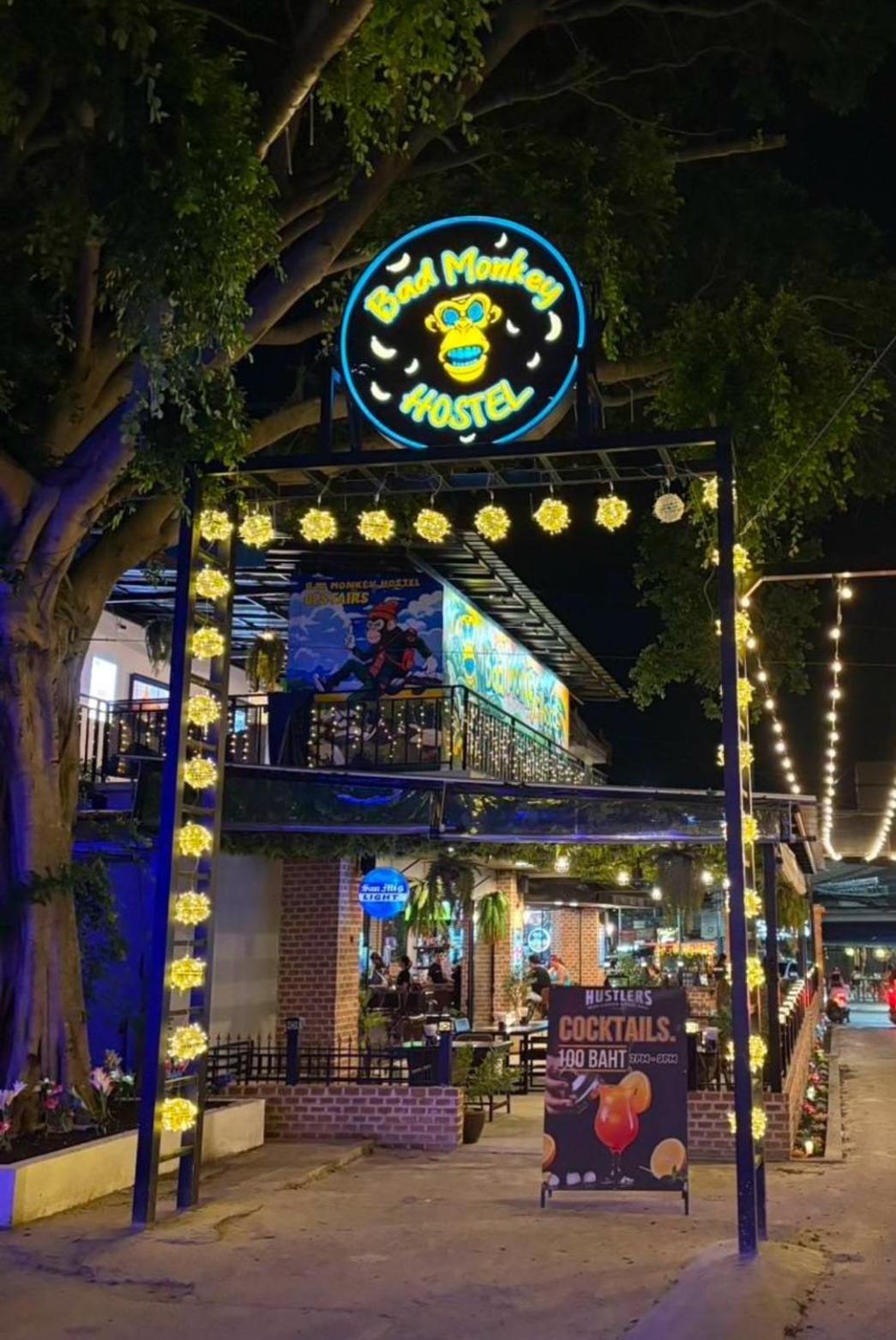 Bad Monkey Samui Hostel Chaweng  Exterior photo